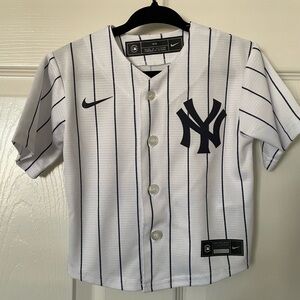 Yankees jersey